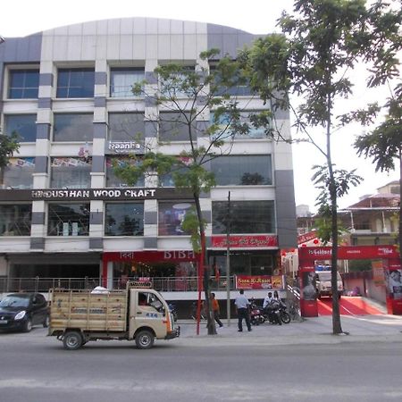 Hotel Central Park Siliguri Zewnętrze zdjęcie