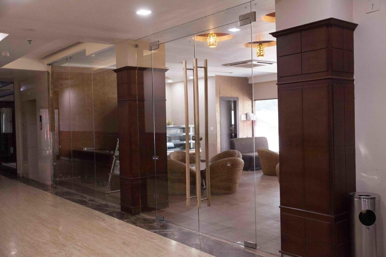 Hotel Central Park Siliguri Zewnętrze zdjęcie