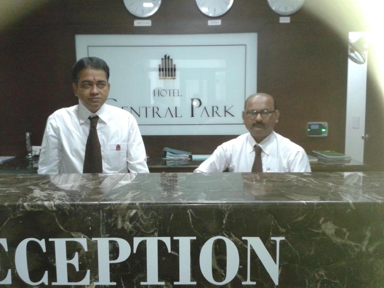 Hotel Central Park Siliguri Zewnętrze zdjęcie