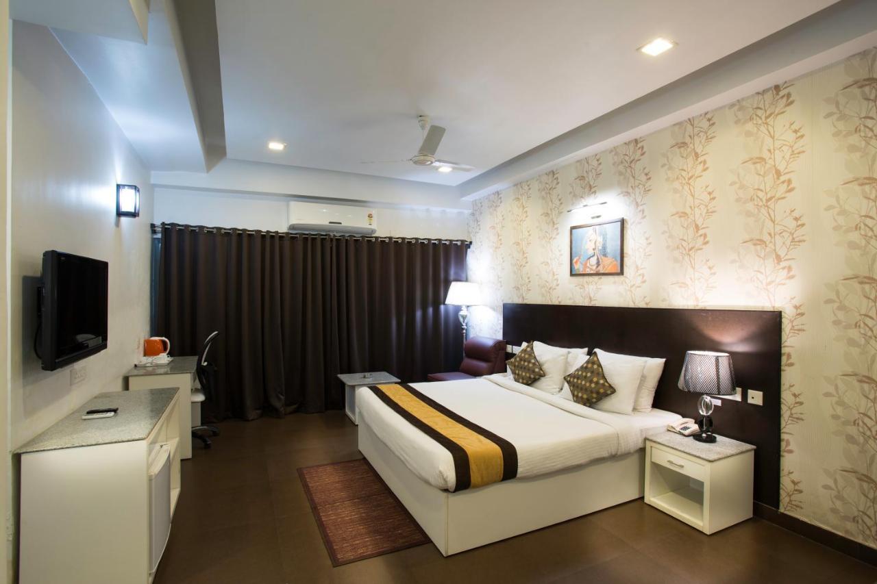Hotel Central Park Siliguri Zewnętrze zdjęcie